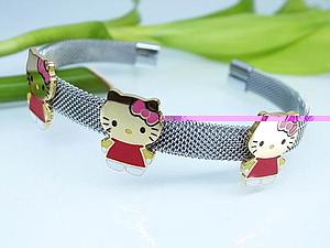 3331 Esclava Kitty